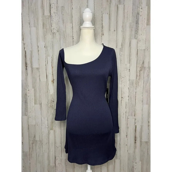 NWT Lulus Women's Navy Blue Asymmetrical Mini Dress Size Medium Long Sleeve - Picture 2 of 7